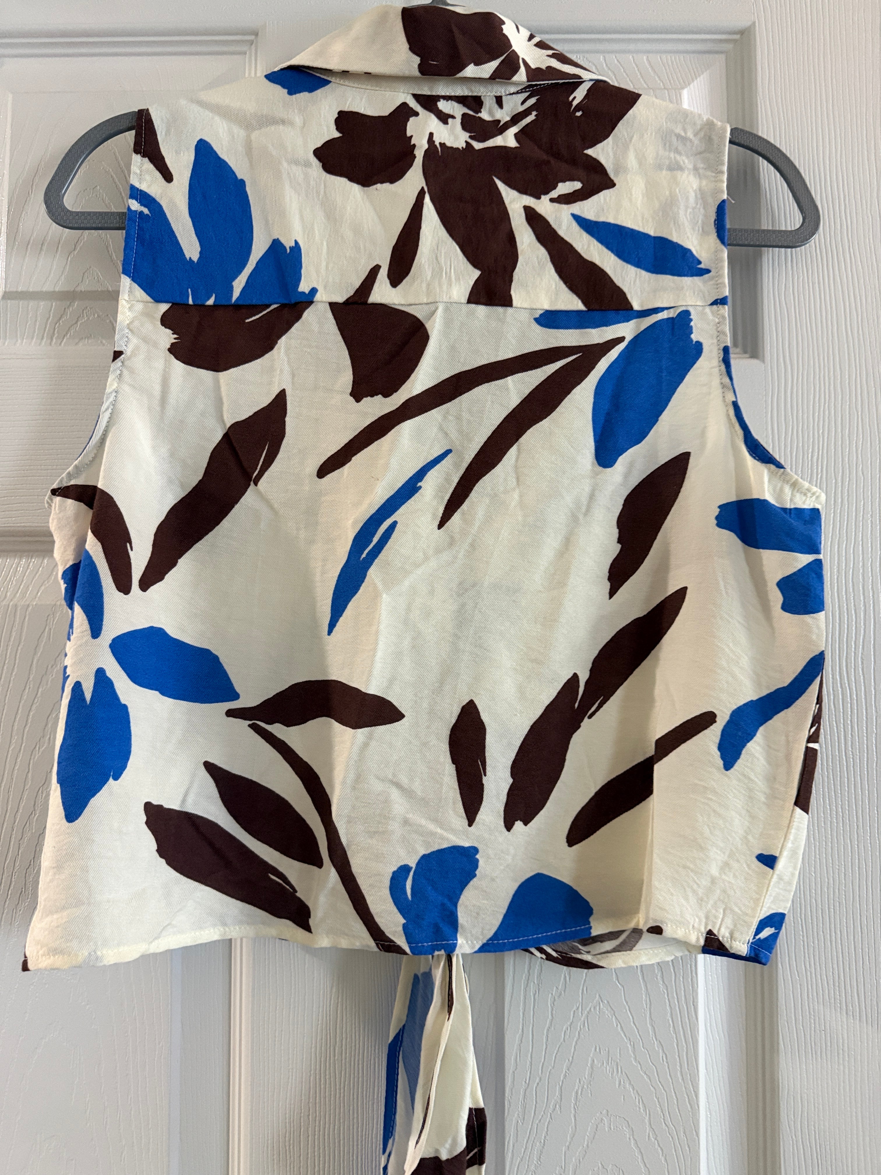Jules & Leopold Cream Sleeveless Tie-Front Top with Blue and Brown Floral Print