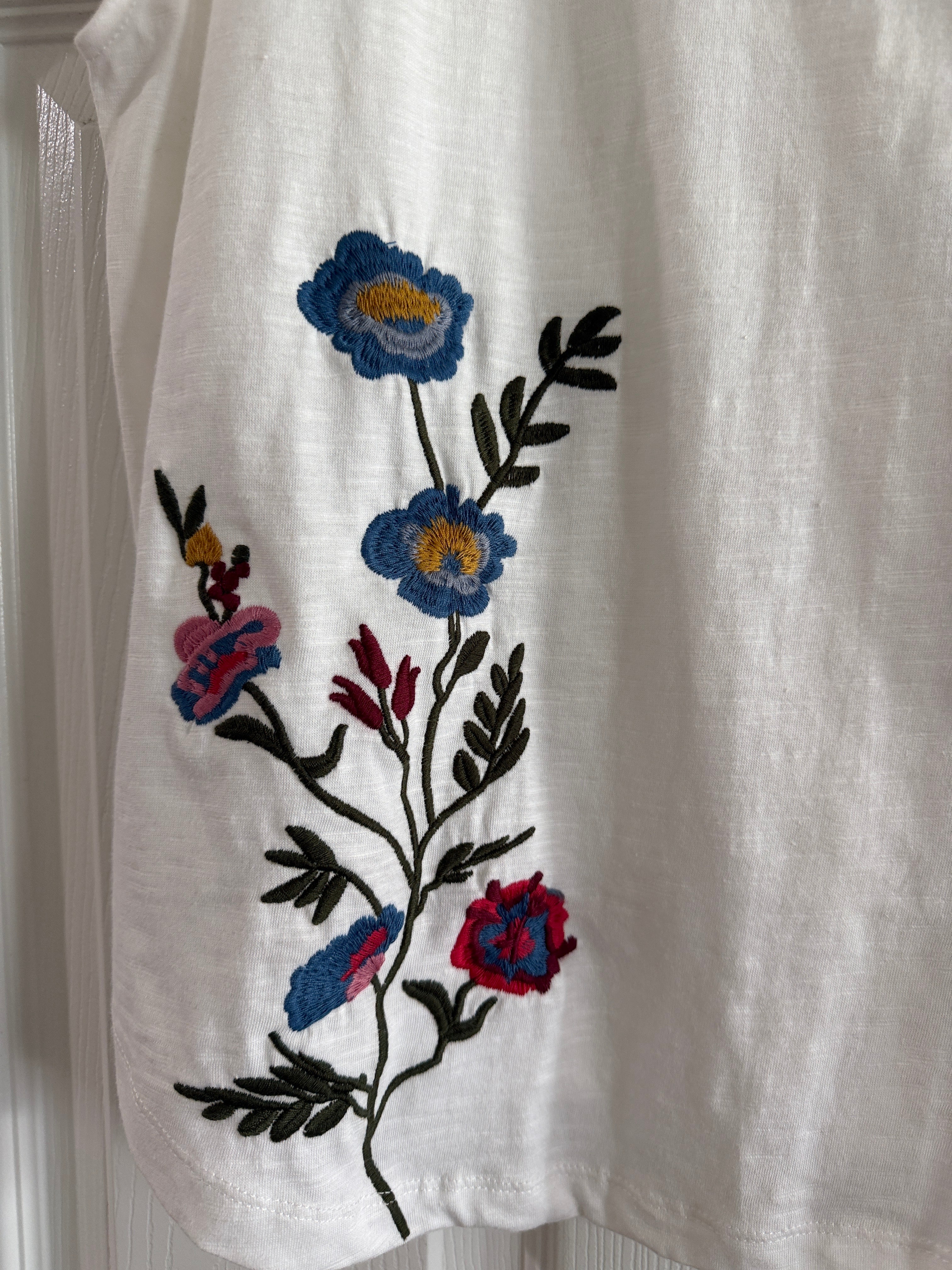 Fig & Flower White Short Sleeve Tee with Multicolor Floral Embroidery