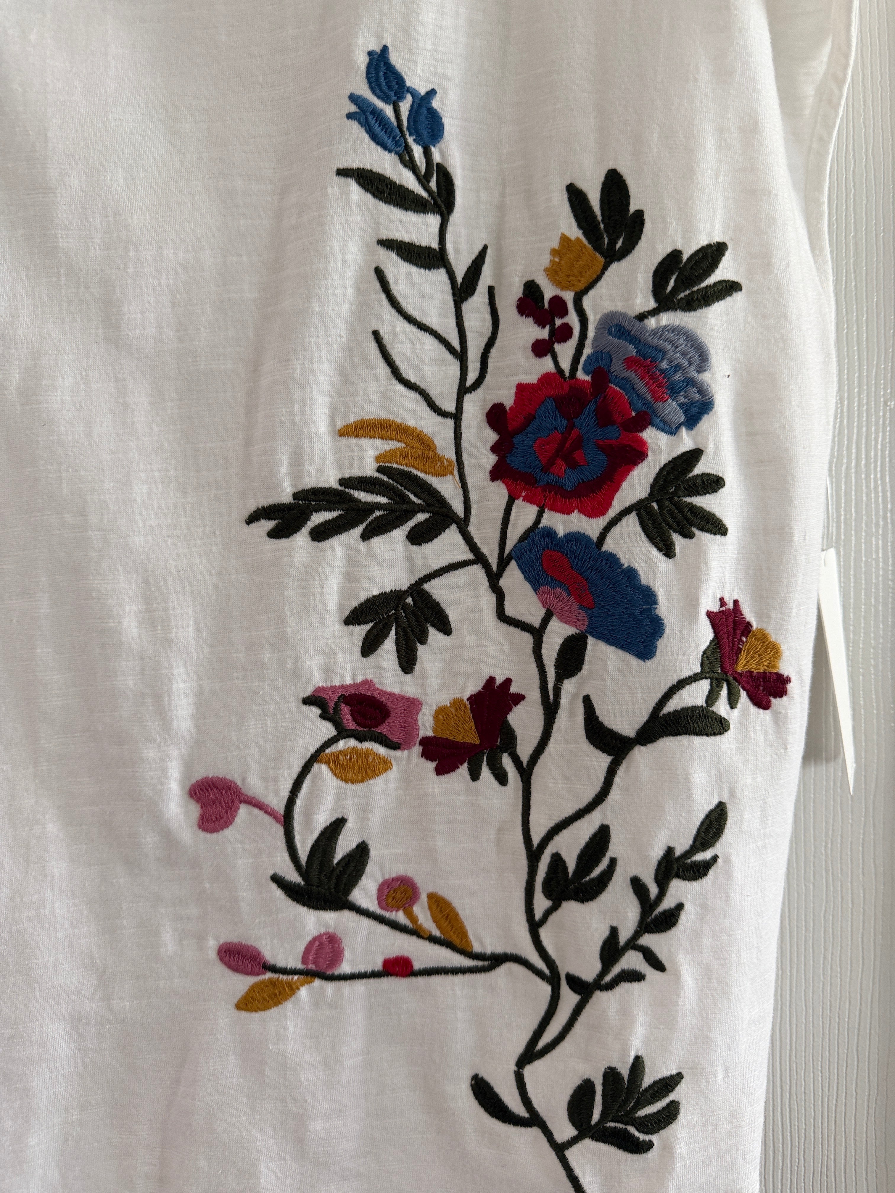Fig & Flower White Short Sleeve Tee with Multicolor Floral Embroidery
