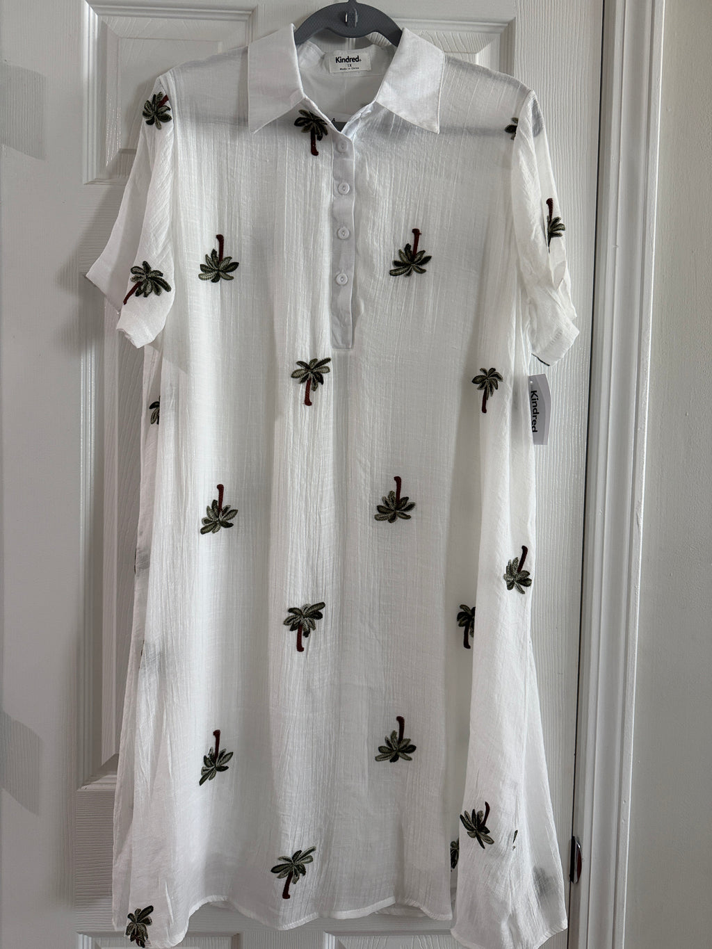 Kindred White Palm-Embroidered Shirt Dress