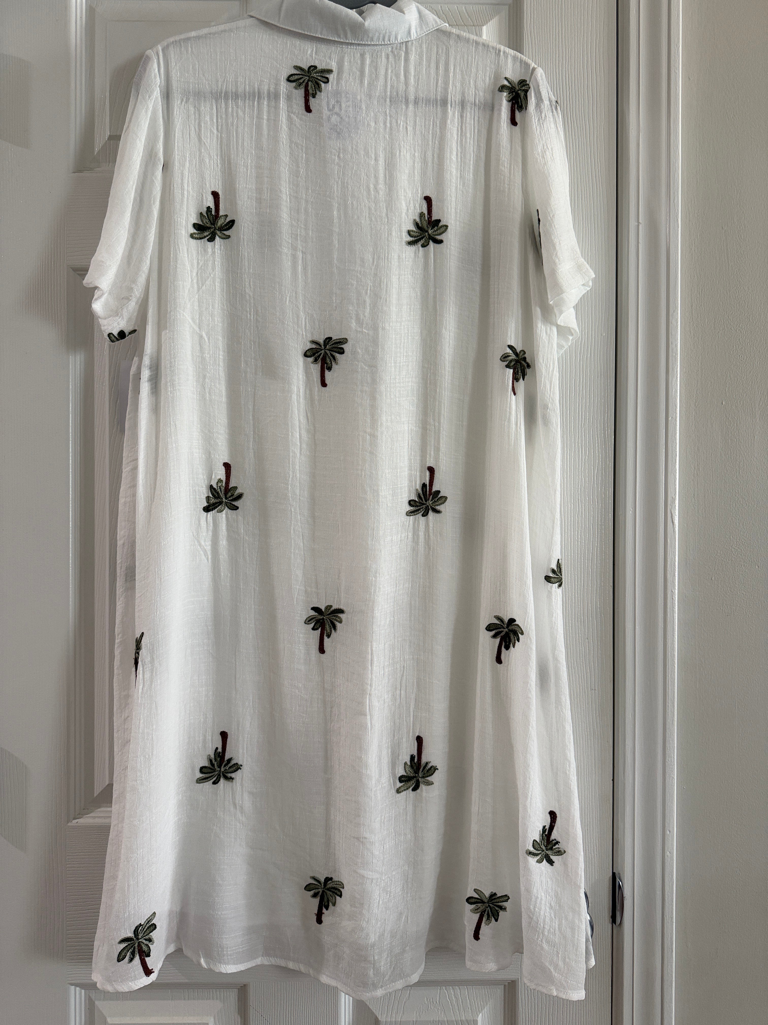 Kindred White Palm-Embroidered Shirt Dress